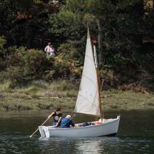 Petit bateau à godille